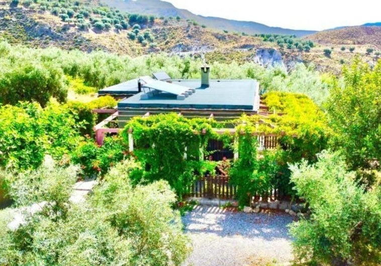 La finca de 16 hectáreas que se vende en pleno corazón de la Alpujarra por 220.000 euros